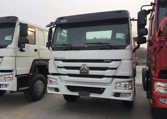 SINOTRUK HOWO Dropsideの貨物商用車のトラックのシャーシLHD 6X4 371HP