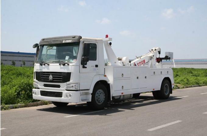 12の車輪の頑丈なレッカー車、30トンの緊急のレッカー車336HP ZZ1317N4667C