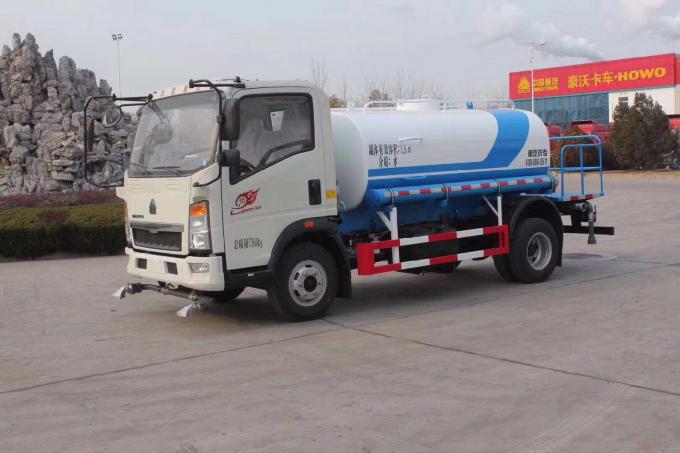 Sinotruk 4X4 5-10ton 5-10cbm水トラック