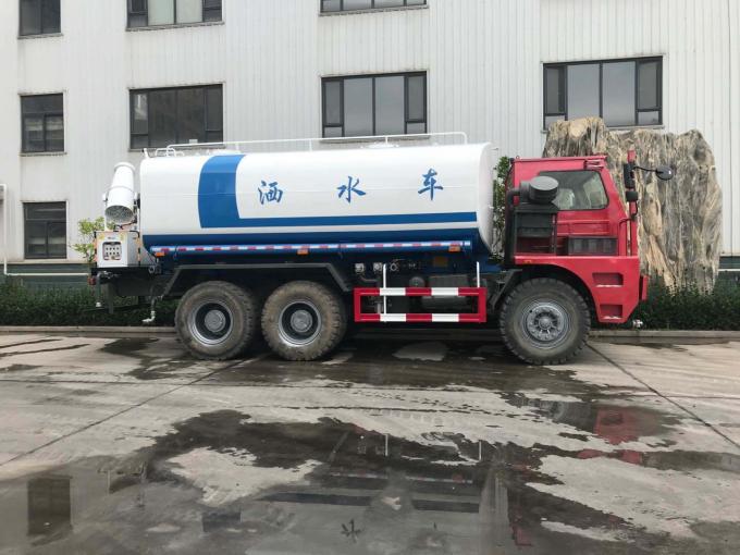 Sinotruk 4X4 5-10ton 5-10cbm水トラック