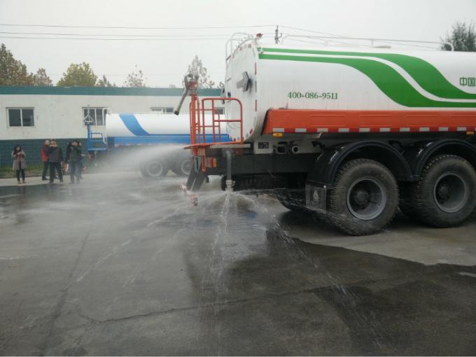 Sinotruk 4X4 5-10ton 5-10cbm水トラック