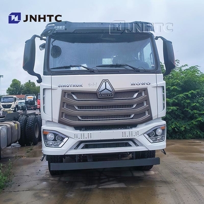 SINOTRUK HOHAN 6X4の燃料配達販売のためのディーゼル タンク車