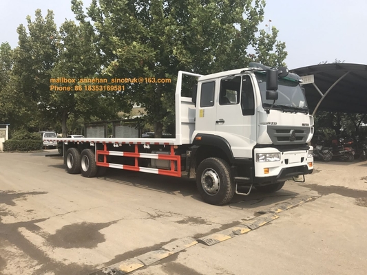 10のための4x2 6タイヤのSinotruk Howoの平面トラック- 20T負荷Capaicty LHD