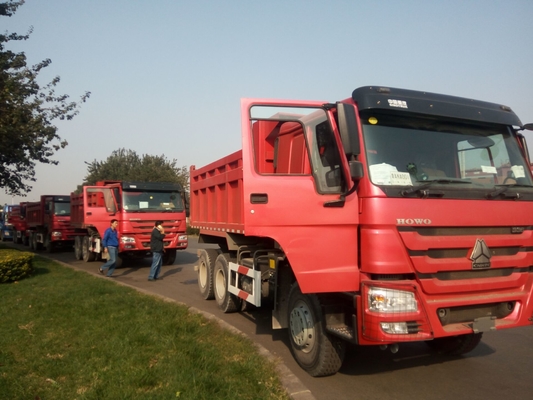 10の車輪Lhd Euro2とのSinotruk Howoのダンプカー トラック336hp 18M3中間の持ち上がる6x4