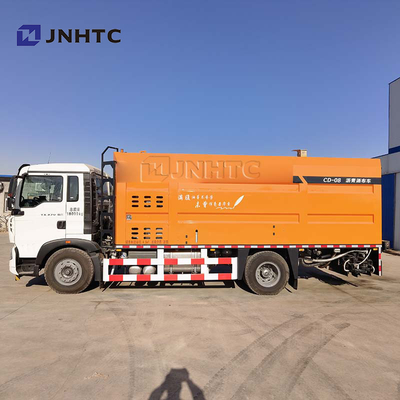 HOWO A7 H5 8cbmの運転される理性的なアスファルト スプレーヤーのトラック4x2