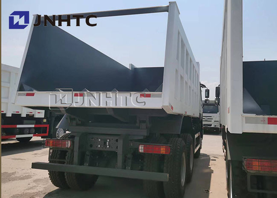 SINOTRUK HowoのBenne 20のトン6x4のダンプカー トラックのディーゼル燃料
