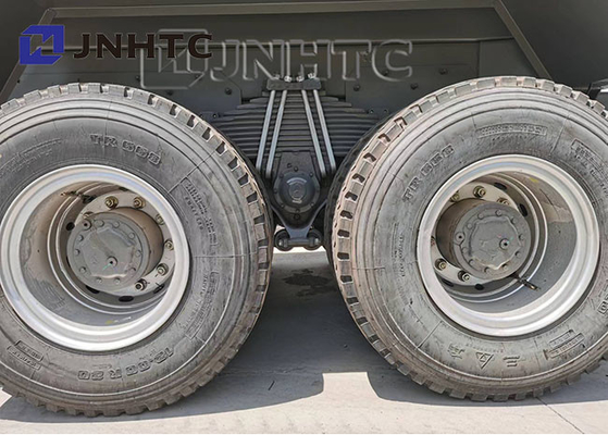 20cbm Benne 6x4のCamionのダンプ トラック371HP Sinotruk HOWO