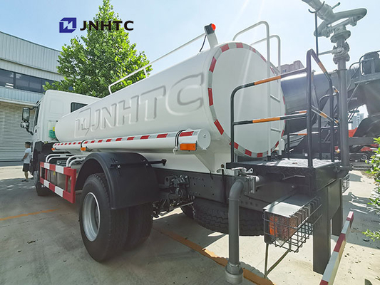 トラックSinotruk Howo 4x2を振りかける350hp 1000lの水漕