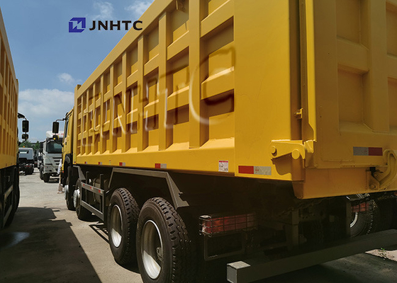 12荷車引きSinotruk Howoダンプ トラック31トンのCamionの8x4