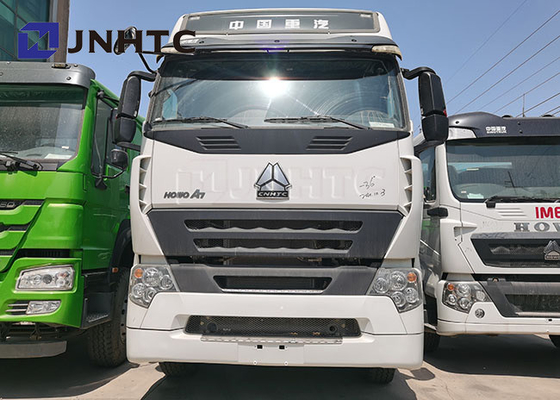 Sinotruck Howo 6x4のトラクターのトラックLHDのドライブの種類