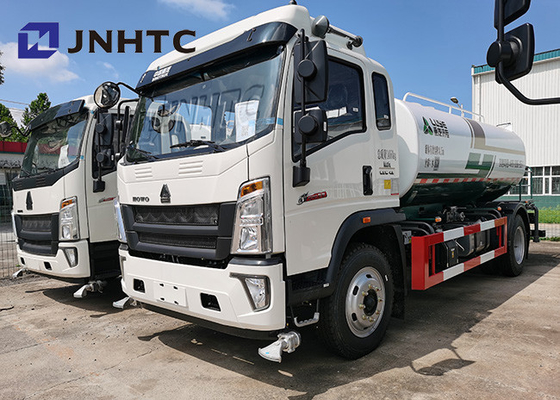 小型Sinotruk Howoのタンカー水トラック4x2 10cbm