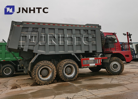 Sinotruck Howo 6x4の地下鉱山のダンプ トラック30cubic 70tons
