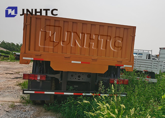 持ち上がる車軸とのSinotruk 8x4 Hohanの平背のトラック31tons Lhd