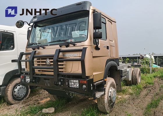 Camionetas HOWO 4x4の貨物トラック ディーゼル装甲LHDかRHD