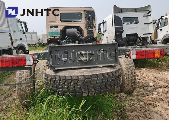 Camionetas HOWO 4x4の貨物トラック ディーゼル装甲LHDかRHD