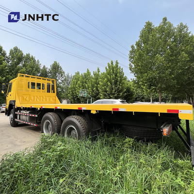 平面貨物自動車のトラック頑丈な25トンのSinotruck HOWO 6x4