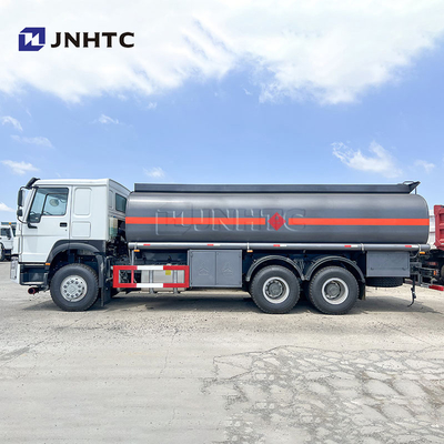 HOWO 371 HP 20000 リットルの重い燃料タンクローリー 6X4 オイルタンクローリー