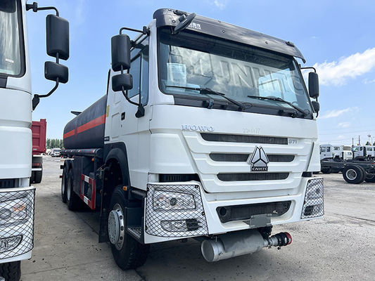 HOWO 371 HP 20000 リットルの重い燃料タンクローリー 6X4 オイルタンクローリー