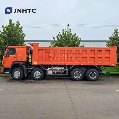 Sinotruck 371HP 頑丈なダンプ トラック HOWO 8X4 鉱山のダンプカー