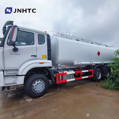 SINOTRUK HOHAN 6X4の燃料配達販売のためのディーゼル タンク車