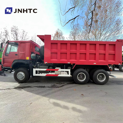新型SINOTRUK 四輪駆動のターパートラック 6X6 336HP HW76 キャビンの