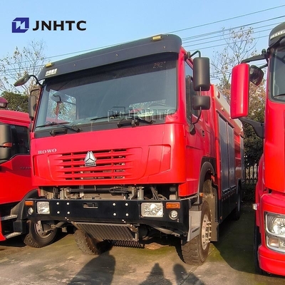 HOWO 4*4 消防車 HOWO 5000L 水泡タンカー 消防車 ミニ消防車