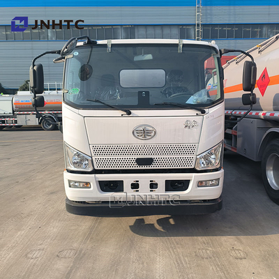 FAW 5000リットルの軽ディーゼルオイル トランスポーター 容量 燃料タンク トランカー 販売