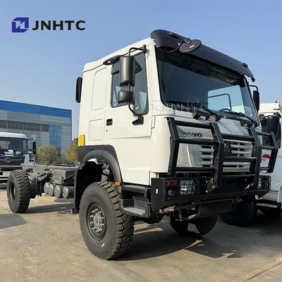 SINOTRUK HOWO 4X4 貨物車 トラック・チャッシー