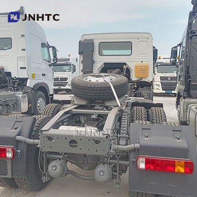 熱売り SINOTRUK 6X4 400HP トラクター トラック 高品質 トレーラーヘッド