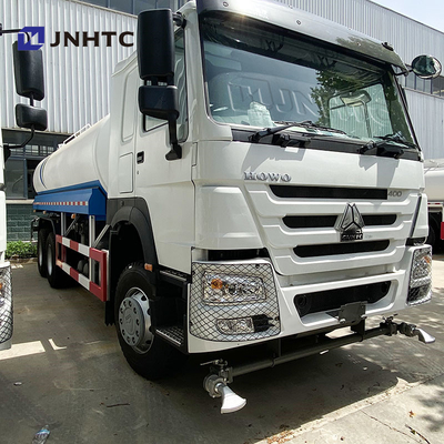 新型シノトルク ホウ水タンク トラック 351 - 450hp 6x4 10輪 中国から
