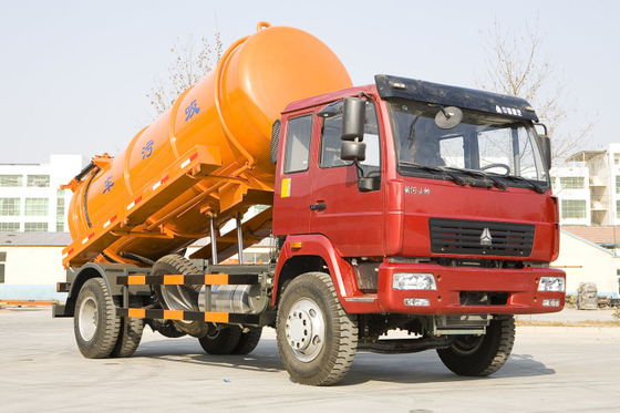 下水汚泥を集めるSinotruk Howo7 16CBMの真空ポンプの浄化槽のクリーニングのトラック