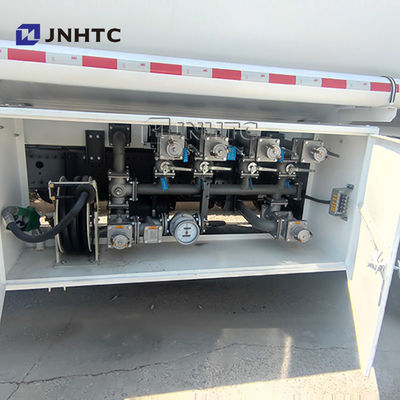 20Cbm オイルタンカートラック