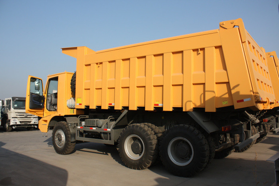ダンプ トラックSinotruk Howo7を採鉱する10の車輪は30M3 Capaictyと決め付けます