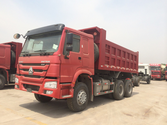 6x4 16m3 10はLHDの三角形のブランドのタイヤTr668 Tr691が付いている頑丈なダンプカー トラックを動かします