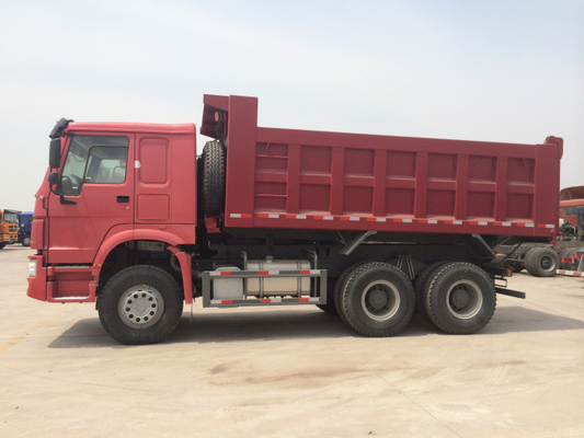 6x4 16m3 10はLHDの三角形のブランドのタイヤTr668 Tr691が付いている頑丈なダンプカー トラックを動かします