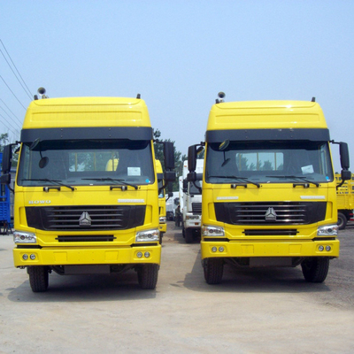 40-50TのためのSinotruk Howo7モデルの黄色い色6x4 10の荷車引きの貨物トラック