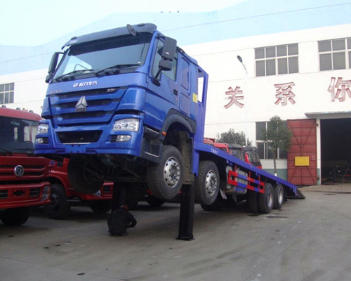 Sinotruk Howo7 6x4 40Tの20フィートが付いている重い貨物トラックは10の車輪371hpを寝かせます
