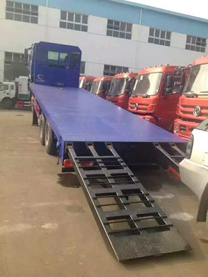 Sinotruk Howo7 6x4 40Tの20フィートが付いている重い貨物トラックは10の車輪371hpを寝かせます