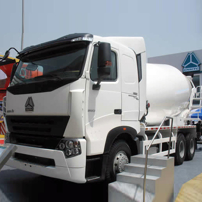 Sinotruckの具体的な混合装置/コンクリートミキサー車のトラック10CBM 371HP 6X4 LHD