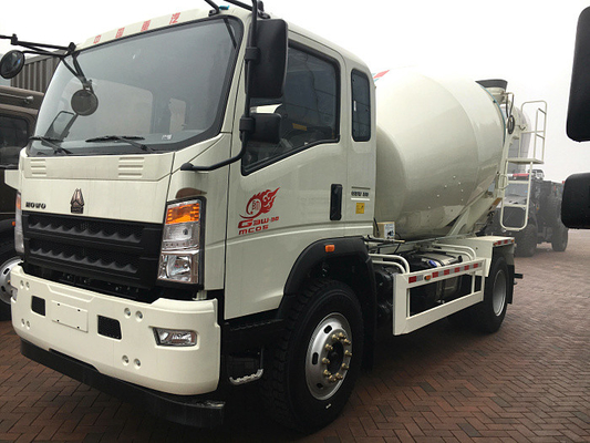 具体的な区分の植物のためのSinotruk Howo7のブランドのコンクリートミキサー車のトラック4 M3