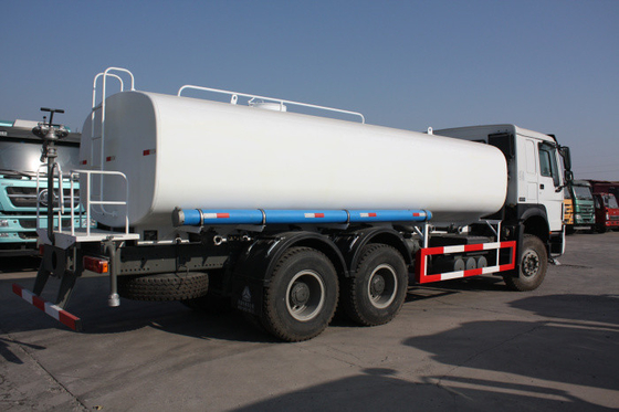 ポンプおよび管との長い生命Sinotruk Howo7の燃料タンクのトラック20M3 20000L 6x4