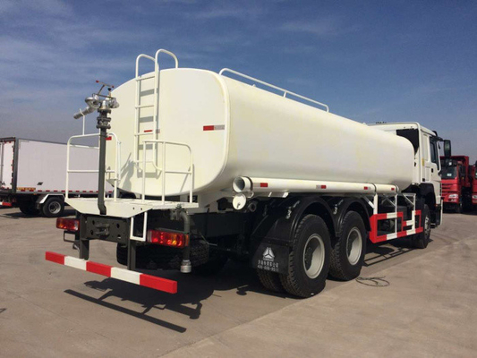 ポンプおよび管との長い生命Sinotruk Howo7の燃料タンクのトラック20M3 20000L 6x4