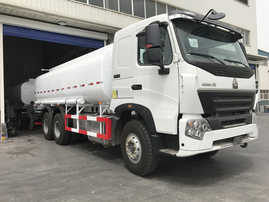 RHDの交通機関の多色刷りの任意のための頑丈な石油タンカーの貨物自動車