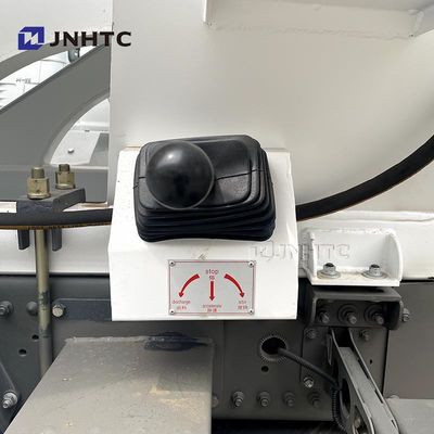 6x4 コンクリートセメントミキサートラック