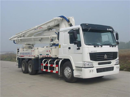 39 M3 - 125mの³は4本のセクション腕HDT5291THB-39/4を搭載する具体的なポンプ トラックを出力しました