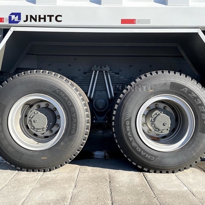 新品/中古のホーボ・ティッパートラック 336hp 20-35トン 6x4 新品/中古のホーボ・ダンプトラック