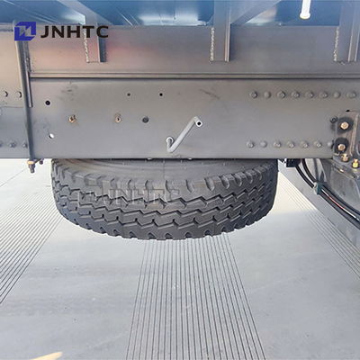 新型SINOTRUK HOWO 8X4 400HP貨物トラック 10 12トンのクレーン