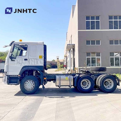 HOWO トラクター トラック ユーロ 2-6 380 400 HP 6X4 10 ホイール 25トンのペイロード トレーラーヘッド トラクター トラック 価格