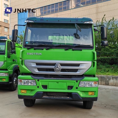 Howo H5 道路掃除機 トラック 4X2 車両搭載道路塩分散布機 雪融化機 トラック