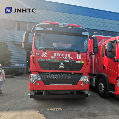 新型SINOTRUK HOWO 15トン 6x4 泡水タンク 消防トラック 価格